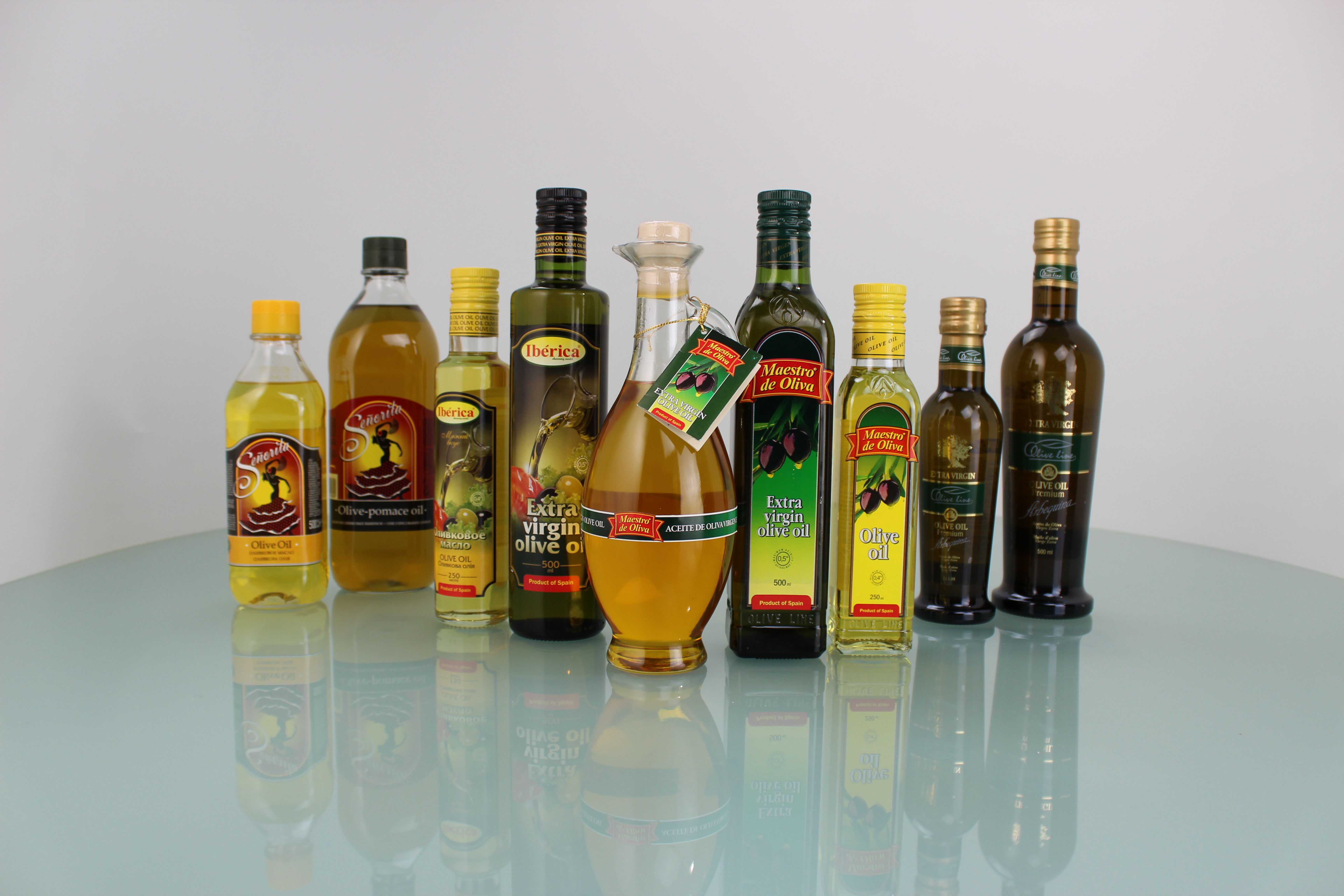 Марки оливкового масла. Оливковое масло. Оливковое масло марки. Хорошее оливковое масло. Разное оливковое масло.